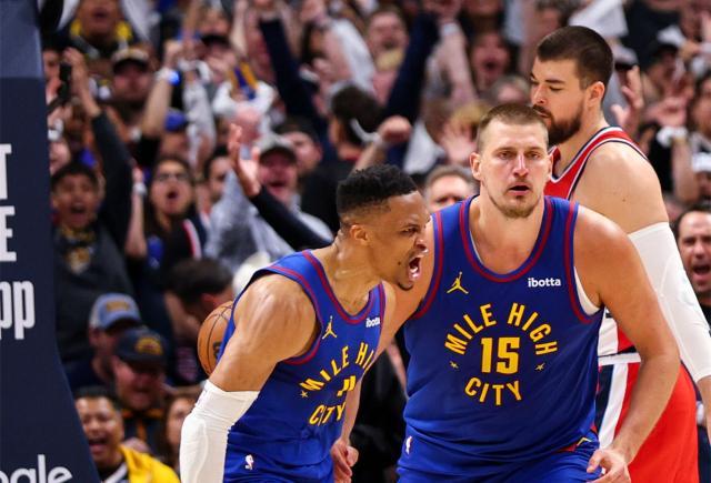 开云APP-【人物】从背锅侠变赢球功臣！韦少18天上演命运反转